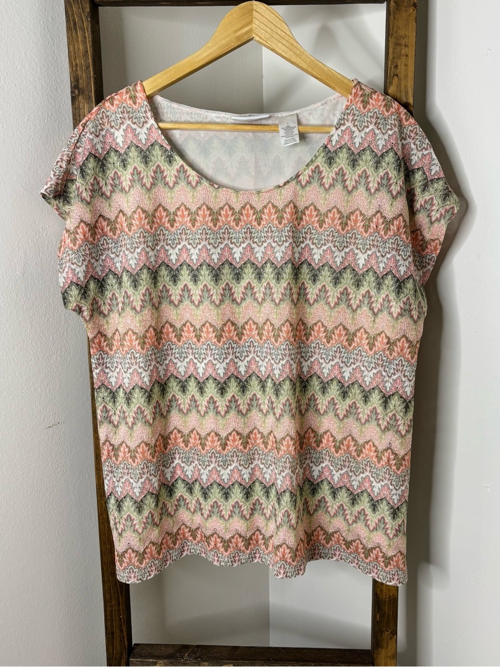 Alfred Dunner Pink Peach Chevron Short Sleeve Top Size L
